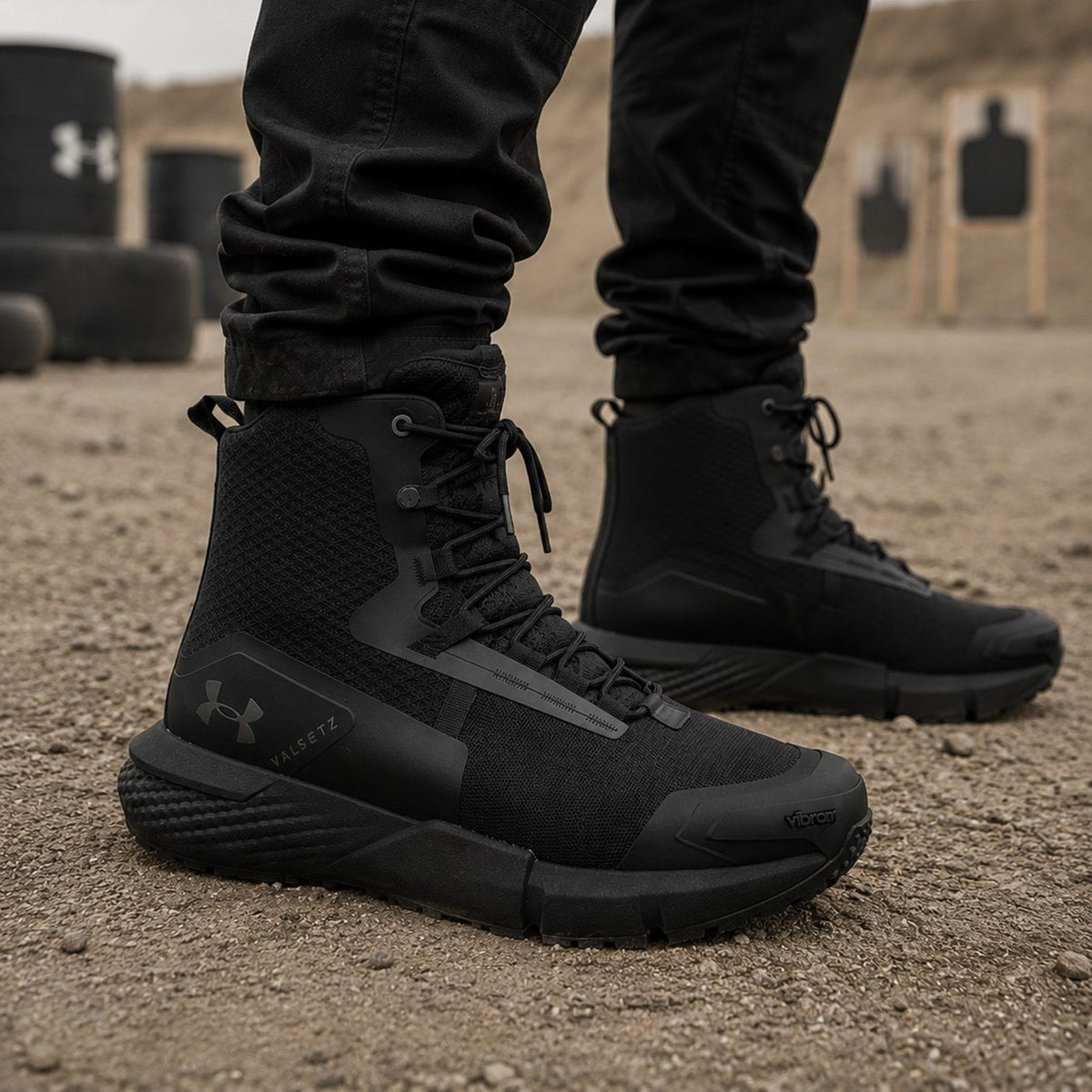 Bota Táctica UA Charged Valsetz Alta — Negro · vista 2