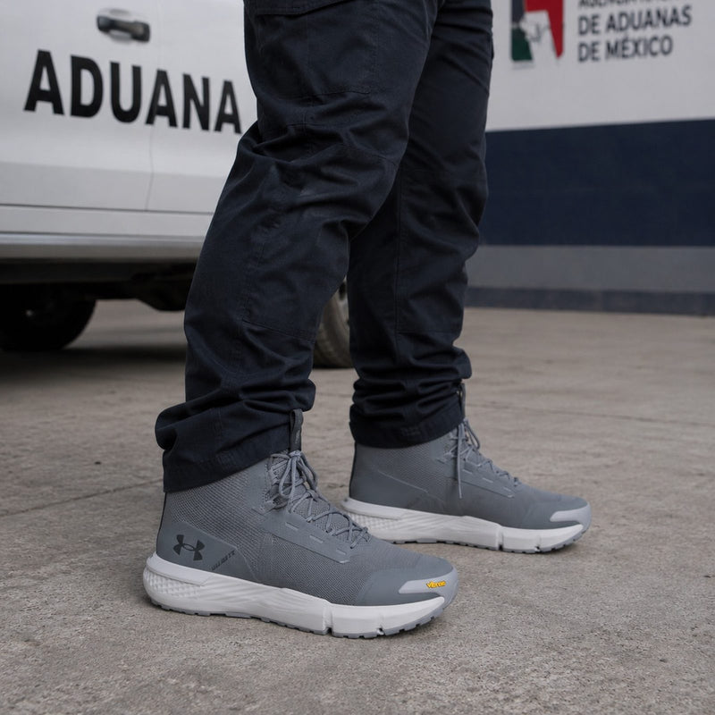 Bota Táctica UA Charged Valsetz Mid — Gris · vista 1