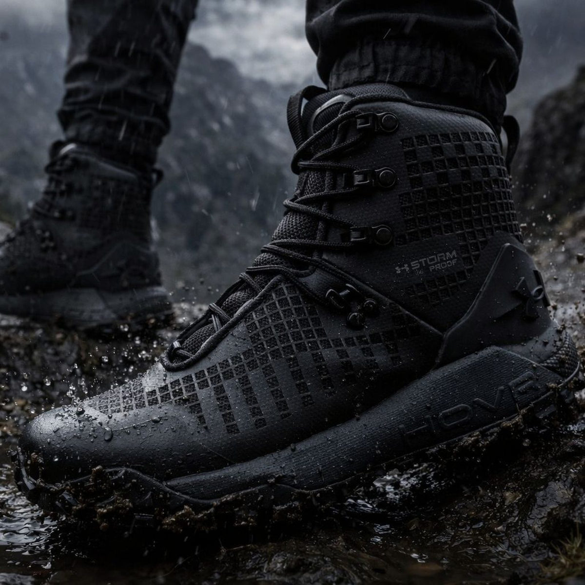 Bota Táctica UA HOVR Dawn — Negro · vista 2